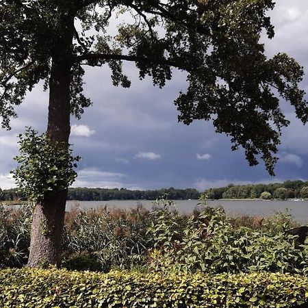 Villa Bungalow Idylle Am See Neuruppin Exterior foto