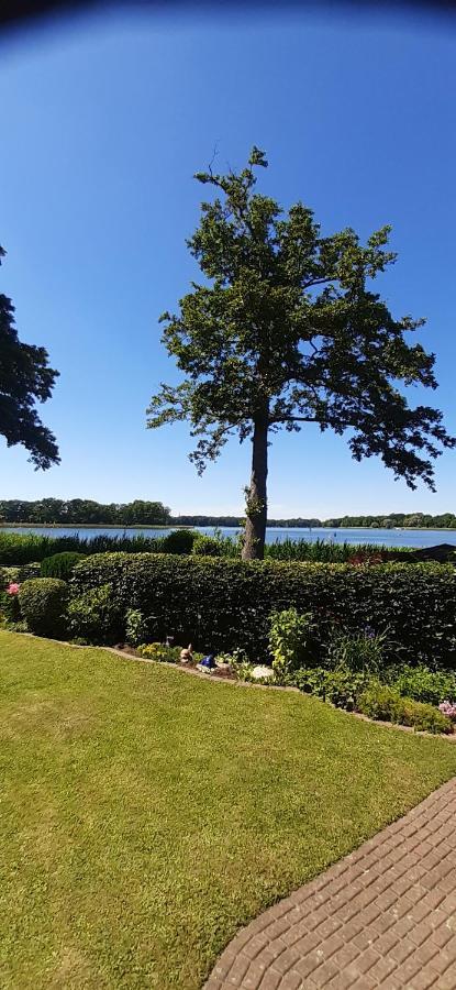 Bungalow Idylle Am See Neuruppin Exterior foto